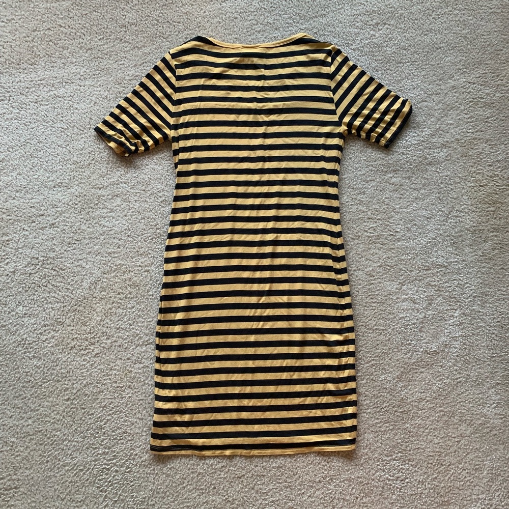 Lularoe t-shirt dress - Picture 2 of 3